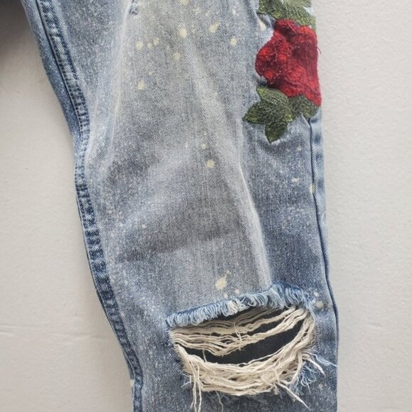 Pac Sun Embroidered Patches Paint Bleach Distressed Jeans /Unisex - Picture 4 of 9